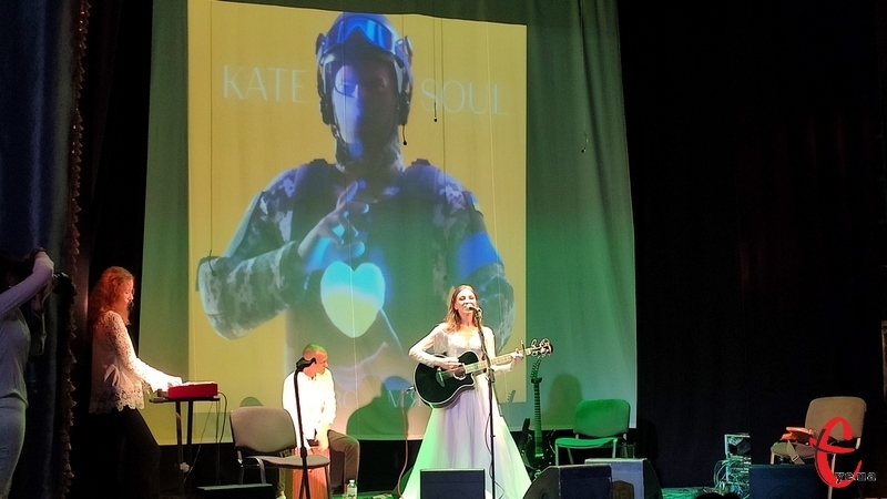 Cпівачка в свій день народження збирала гроші для ЗСУ